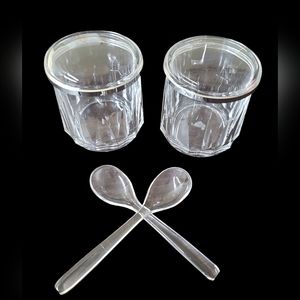 VINTAGE DIAMONDLINE ACRYLIC JAM JARS 2 COUNT WITH SERVING SPOONS 3IN PICNIC